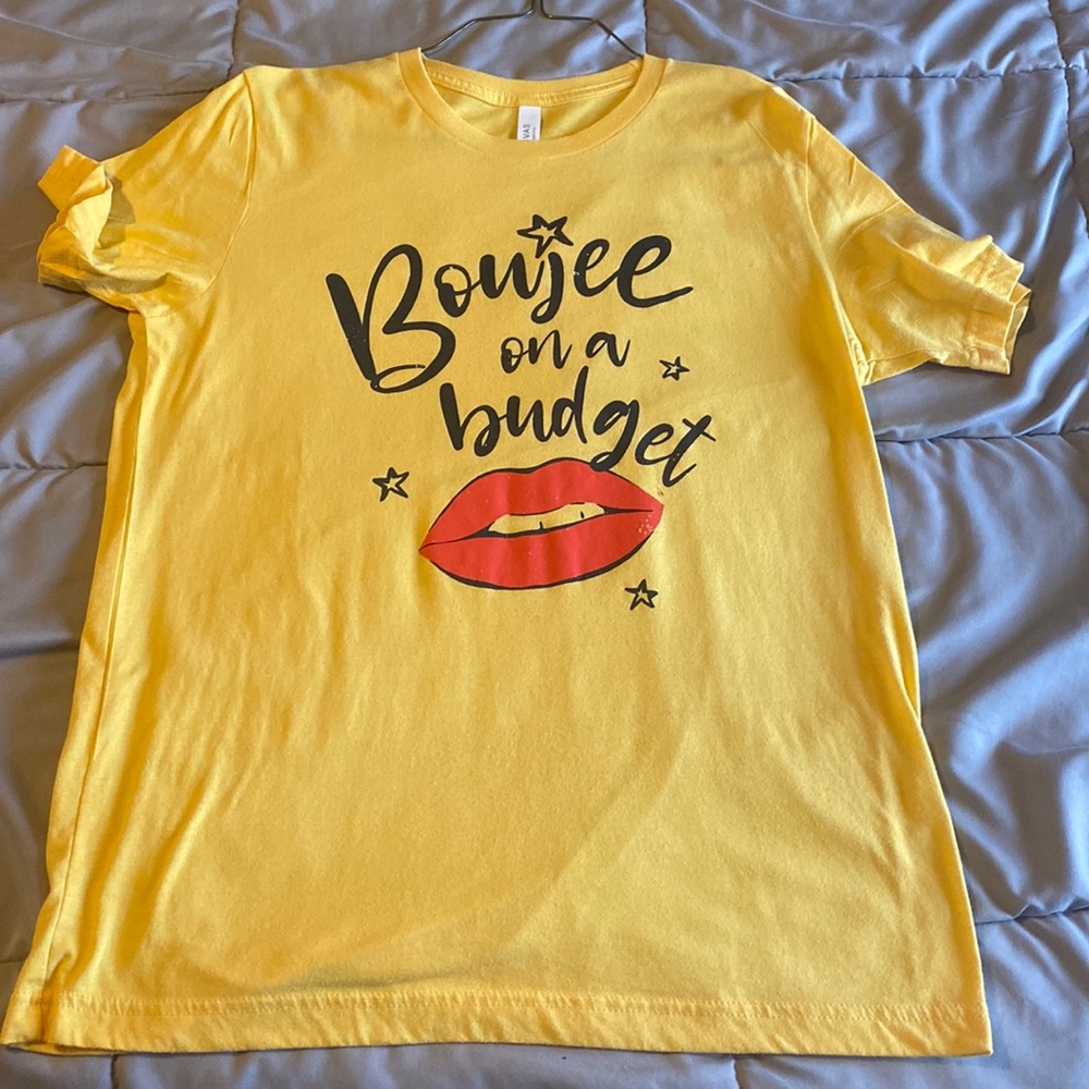 - Bella canvas graphic tee